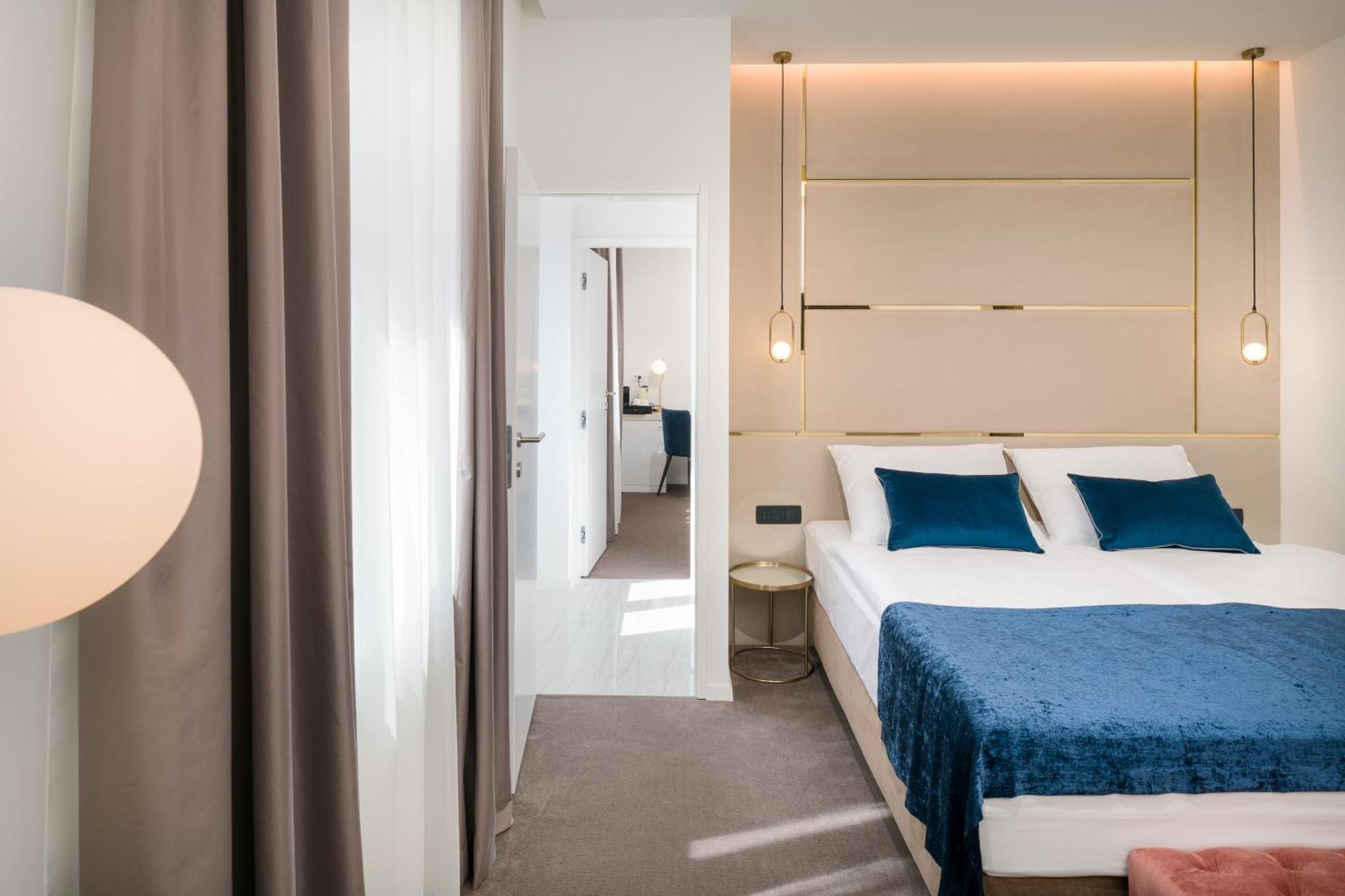 Flos Luxury Rooms Split Exterior foto