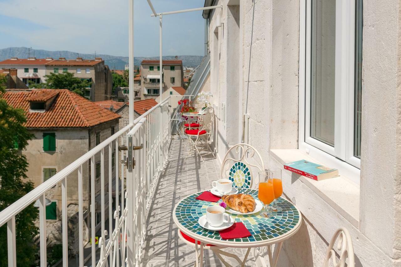 Flos Luxury Rooms Split Exterior foto